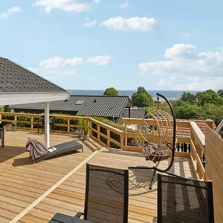 Oluf Ravnsvej Binderup Strand