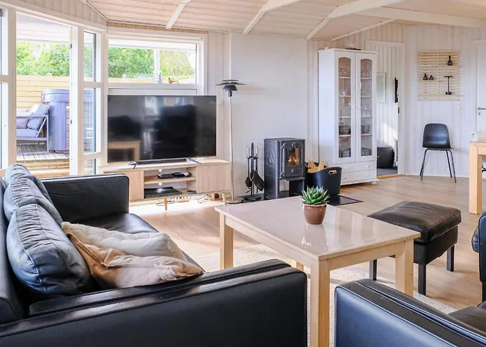 Oluf Ravnsvej Binderup Strand